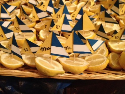 [WEDDING] BLUE AND YELLOW NAME BOATS 
